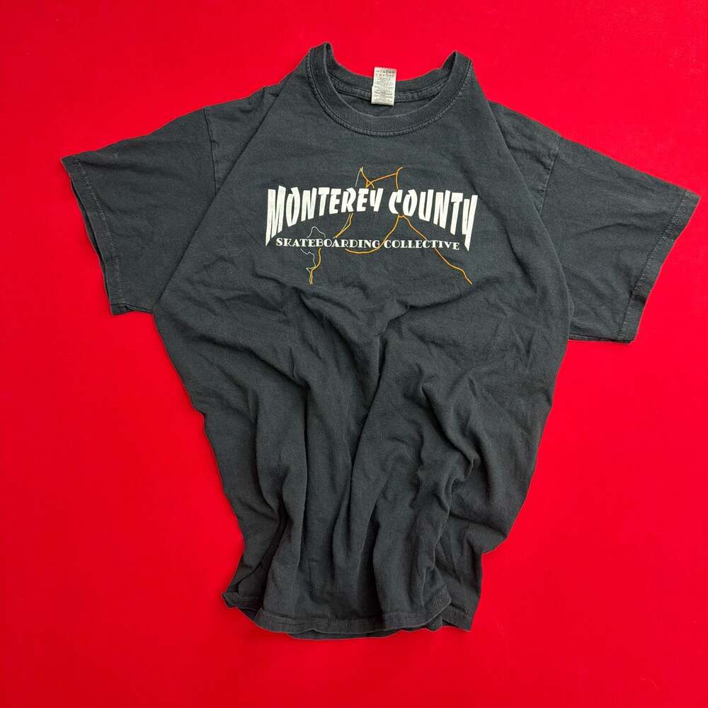 Monterey County Skateboarding Collective Graphic T-Shirt size LARGE FADED SKATE
